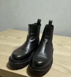 【美品】ZARAボリュームレザーチェルシーブーツ26.4cmサイドゴア黒本革