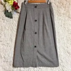 美品【エフデ】（M相当9）ひざ丈スカート 千鳥格子柄 グレー レーヨン混 通勤のサムネイル