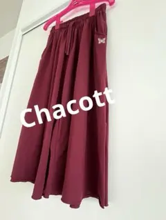 【Charcot】 ガウチョパンツ スリット　ダンス　ヨガ　ボルドー 蝶刺繍　Mのサムネイル