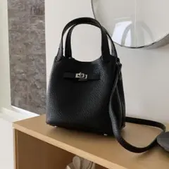 2WAYバックルバケットバッグ