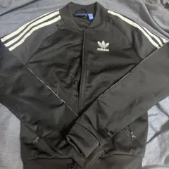 adidasトラックジャケット ブラックのサムネイル