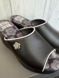 MARY QUANT サンダル ミュールのサムネイル
