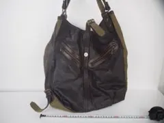 Item thumbnail for item fbff06d8-2db1-4904-8bbb-b2ef6c7fac3e