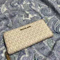 美品MICHAEL KORS 長財布 ラウンドファスナー MKロゴのサムネイル