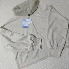 OLIVE des OLIVE ベージュ ハイネック トレーナー