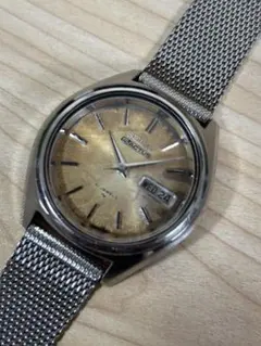 Item thumbnail for item 8fb04045-8ad1-4edf-8a75-d66f84fa89f6