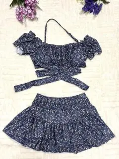 【新品】小花柄　水着 ビキニ フリル 体型カバー ネイビー