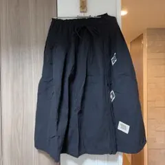 ピンクハウス　ワッペン付きスカート　黒のサムネイル