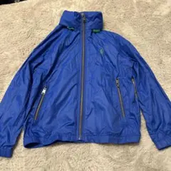 ポロロゴ付き青緑ジャケット