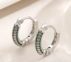 緑色ストーン付きシルバーフープピアス　ジルコニア　キュービック　メンズ　新品