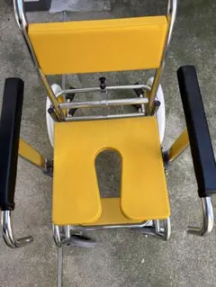 KAWAMURA 入浴用車椅子 イエローのサムネイル
