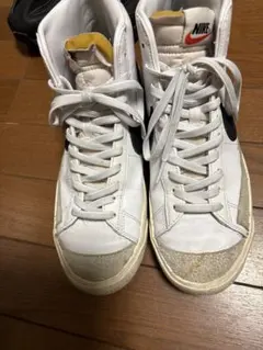 Nike ハイカットスニーカー ホワイト/ブラック