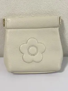 マリークワント　アイボリー ポーチ