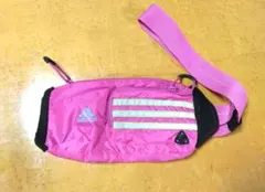 adidas ボディバッグ 　ウエストポーチ　ピンク ストライプ
