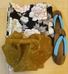 ◇大人ゆかた◇糸菊花火涼し黒浴衣◇どなたでもお似合いになる古典