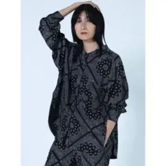 新品＊LASUD ペイズリー柄テンセルシャツのサムネイル