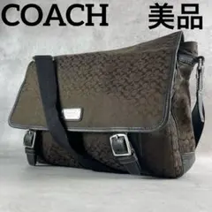 美品 コーチ ミニシグネチャー クロスボディ メッセンジャーバッグ 斜め掛け