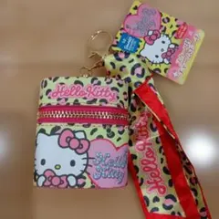 Hello Kitty スカーフ付きミニポーチ