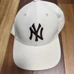 ベージュ NYロゴ キャップ 47ブランド