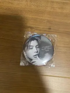 岩田剛典 缶バッジ2個セット - メルカリ