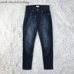 earth music&ecology スキニーデニム ダークブルーのサムネイル