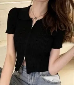 黒のリブ編みジッパー付きショートトップス FREEサイズ