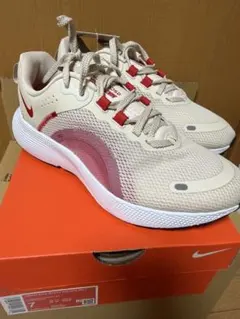 NIKE 24.0新品React Escape Run スニーカーのサムネイル