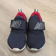 ニューバランス スニーカー