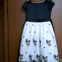 マザウェイズ　フラワー刺繍入りドレス　 フォーマル　リボン　ブラック　140cm