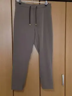 アンコキーヌ　パンツのサムネイル