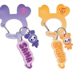 TWICE LOVELYS サナ ジヒョ 2点セット アクリルカラビナフロッキー