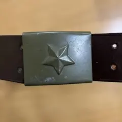 希少！デッドストック ユーロミリタリーレザーベルト⭐️渋カッコいいベルトです❣️のサムネイル