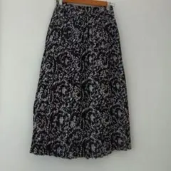 【美品】FREE'S MART 花柄プリーツロングスカート 黒 FRサイズ