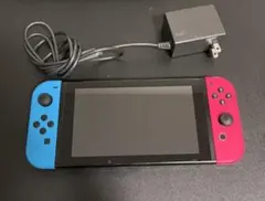 Nintendo Switch 本体 青/ピンクJoy-Con、充電器付きのサムネイル