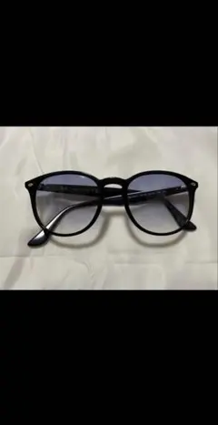 セ*ル様 じ*い様 Ray-Ban レイバン　RB4259-F サングラス　ブラ