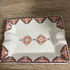 Item thumbnail for item fbcec7a9-937a-4572-99ad-a563c0dfaccd