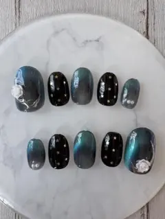 《現品》ネイルチップ　ダークグリーン　マグネット