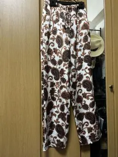 UNITED ARROWS 花柄リラックスパンツ
