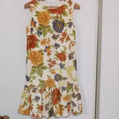 グレースコンチネンタル花柄ノースリーブひざ丈ワンピース