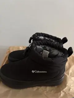Columbia ブラック ショートブーツ　箱付き