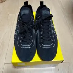 ほぼ新品 Onitsuka Tiger sclaw スニーカー ブラックのサムネイル