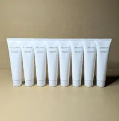 アテニア　ドレススノー　フェイシャルウォッシュ　洗顔料　30g✕8本のサムネイル