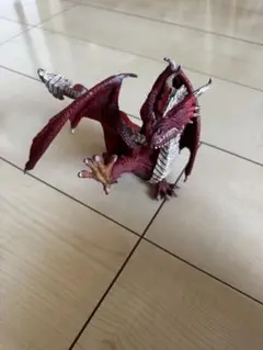 シュライヒ　ドラゴン 赤