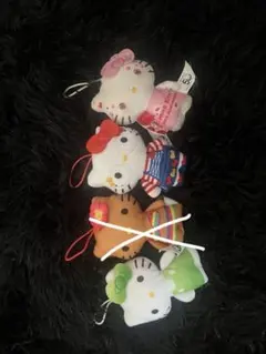 Sanrio Hello Kitty マスコット 4点セットのサムネイル