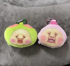 カラビナ付きミニフェイスポーチ　こびとづかん　ももじり　スモモノウチ