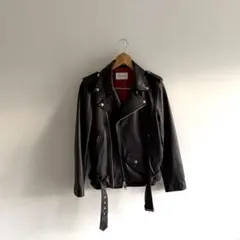 Item thumbnail for item 8ddbde0e-60bf-4d5d-b74d-41d14ef063c8