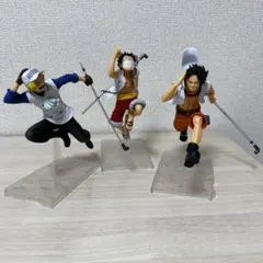 ワンピースフィギュア3体セット：ルフィ, サボ, エース