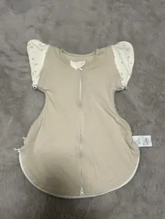 ねくるみ　ミモザベージュ　Sサイズ　スワドル　アカチャンホンポ限定カラー