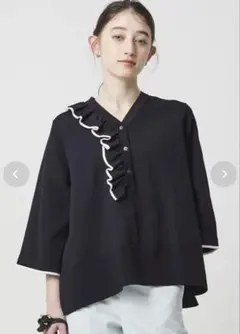 UNITED ARROWS ミニマル Vネックフリル プルオーバー　ネイビー