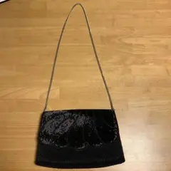 ビーズ装飾 黒 クラッチバッグ